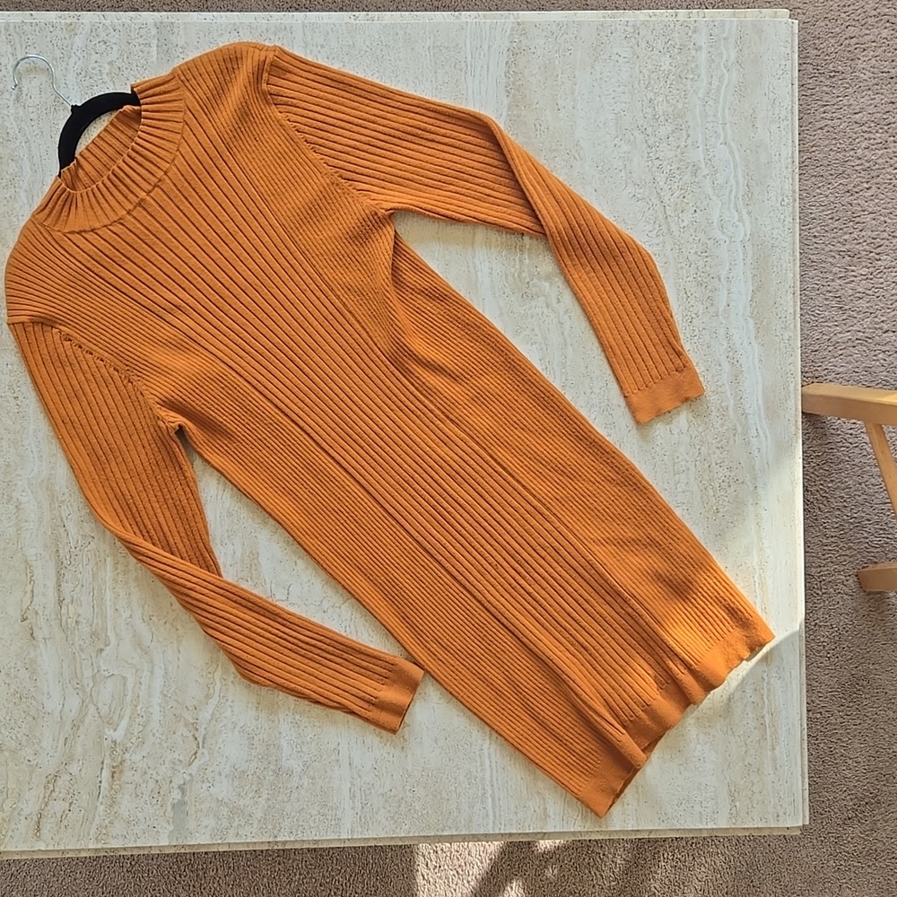 Elegant Orange Ribbed Knit Dress